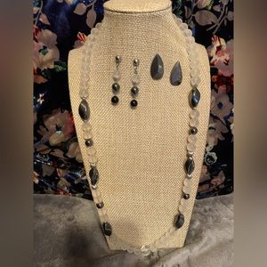 VTG Gray Matte Bead Chunky Strand Necklace & Two Sets of Earrings